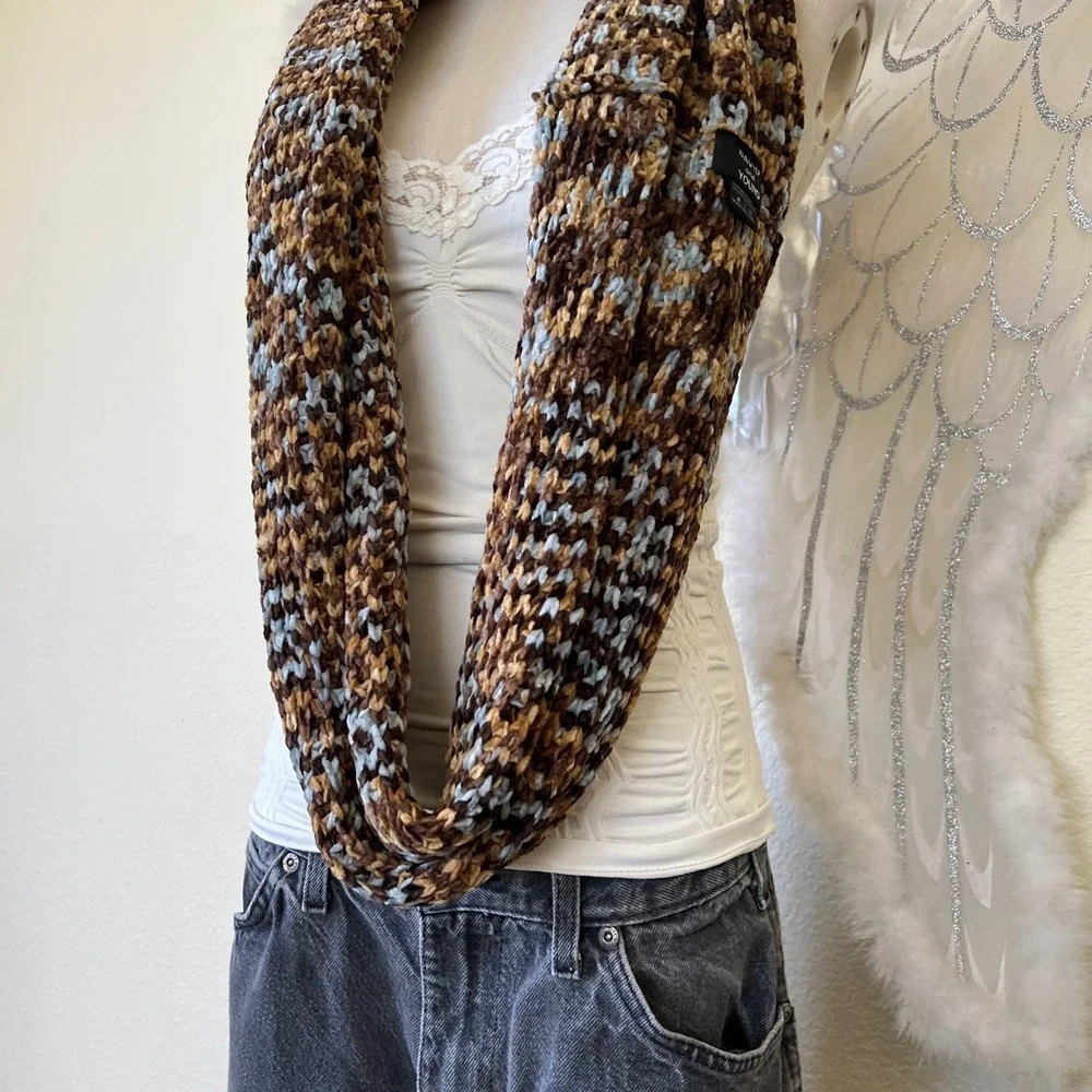 Cozy Chenille Infinity Scarf Brown Tan Blue Speckled‎ Plush Warm Winter Chunky